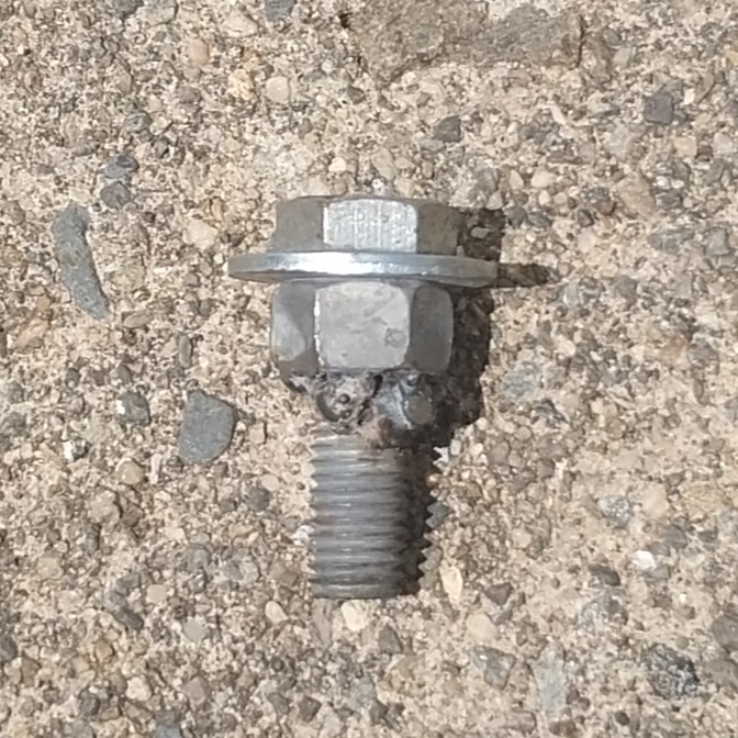 Nut/bolt